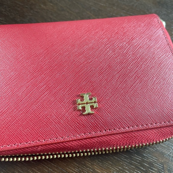 Tory Burch Red Leather Wristlet - Picture 4 of 8